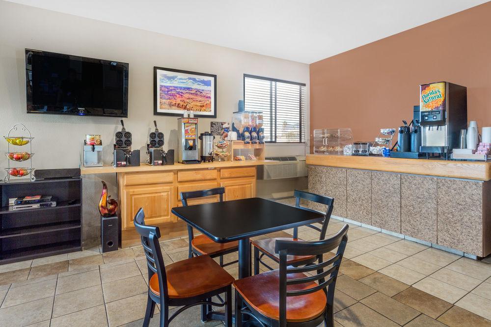 לייק הבאסו סיטי Travelodge By Wyndham Lake Havasu מראה חיצוני תמונה
